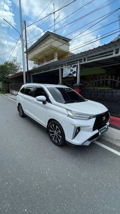 Galeri 12 Deaz Rental